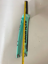 Team Lotto Jumbo Bianchi OLTRE XR4  Fork (BIAN-OL4-RD) Rim Brakes | Celeste Black