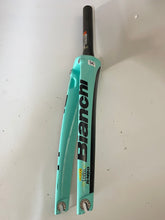 Team Lotto Jumbo Bianchi OLTRE XR4  Fork (BIAN-OL4-RD) Rim Brakes | Celeste Black