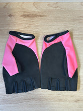 EF EDUCATION | RAPHA Race Gloves 2024