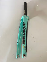 Team Lotto Jumbo Bianchi OLTRE XR4  Fork (BIAN-OL4-RD) Rim Brakes | Celeste Black