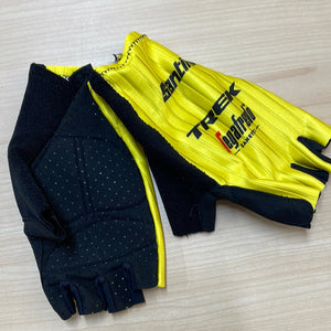 Specials | Gloves Yellow | Men
